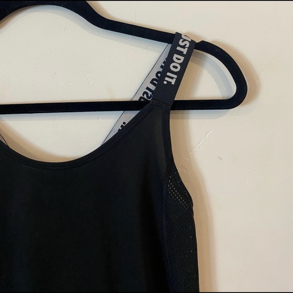 Nike gray and black athletic tank tops - Picture 10 of 10